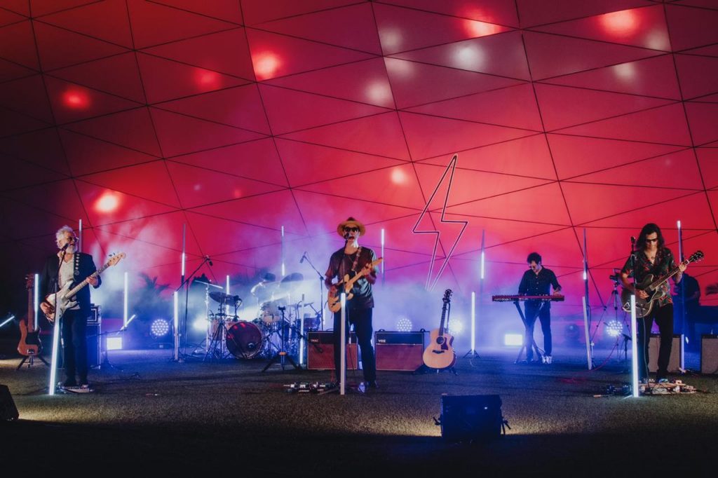 Jumbo ofrece concierto virtual con tecnología de punta